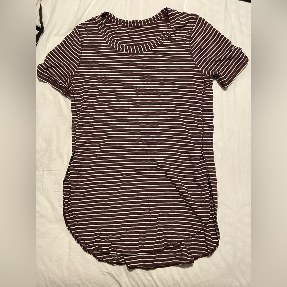 Lululemon Om Tee West2east Stripe Heathered Bordeaux Drama